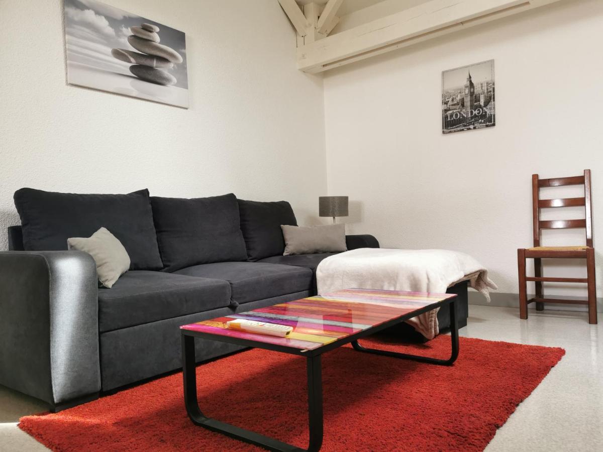Appartement A 2 Minutes Du Centre Ville Avec Climatisation Périgueux Exterior foto